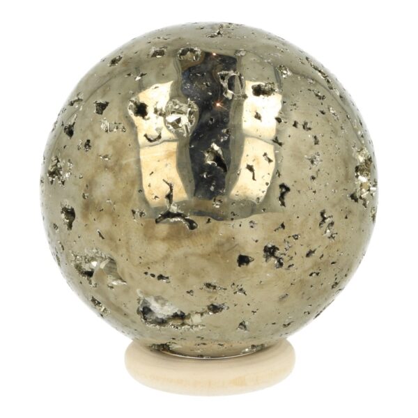 Mooie glanzend goede pyriet bol met diameter van 56mm en natuurlijke holtes